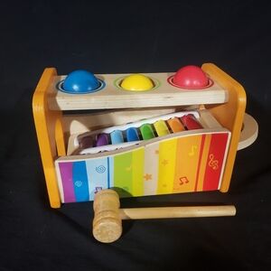 Hape Pound And Tap Bench